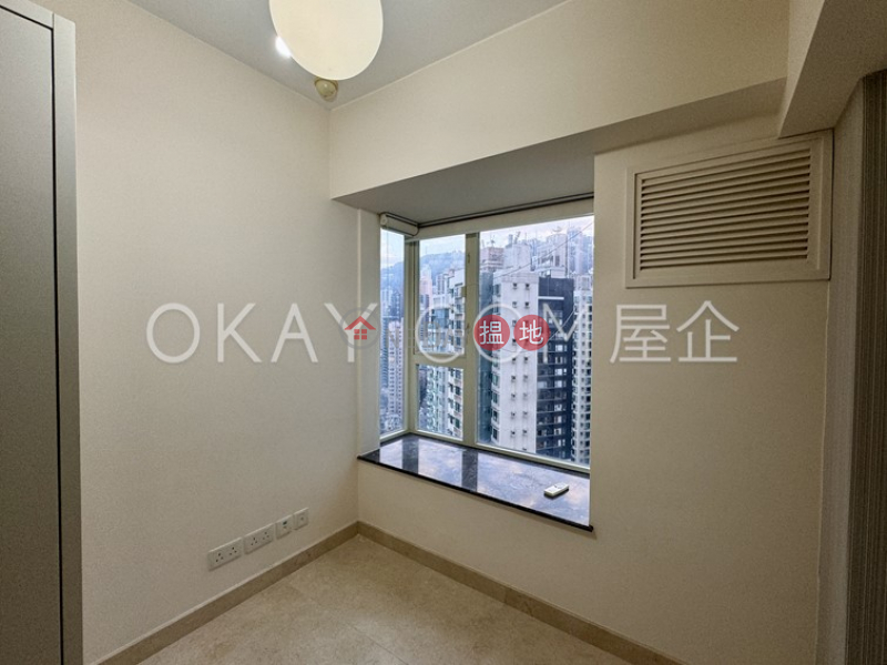 Elegant 2 bedroom on high floor with balcony | For Sale | Centrestage 聚賢居 Sales Listings