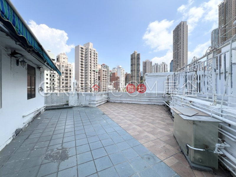 Elegant 3 bedroom on high floor with rooftop | For Sale | Hoover Mansion 豪華大廈 Sales Listings
