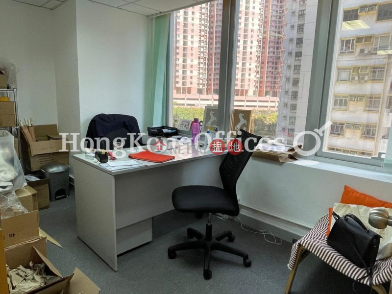Property Search Hong Kong | OneDay | Office / Commercial Property | Rental Listings | Office Unit for Rent at Kwai Hung Holdings Centre