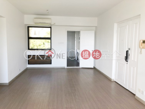 Luxurious 3 bedroom with balcony & parking | For Sale | Grand Garden 華景園 _0