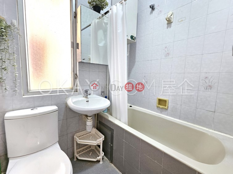 HK$ 9.3M | Lok Sing Centre Block B | Wan Chai District Charming 1 bedroom in Causeway Bay | For Sale