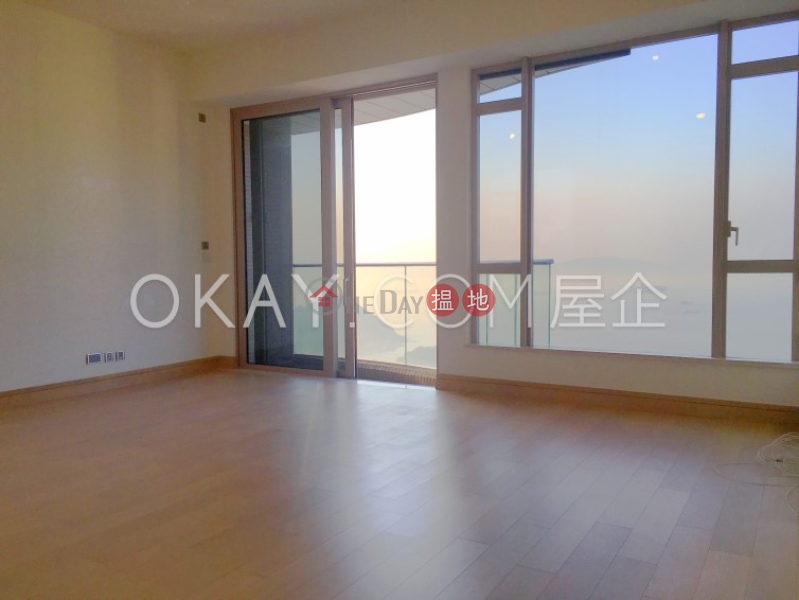 Unique 3 bedroom on high floor with sea views & balcony | Rental | Cadogan 加多近山 Rental Listings