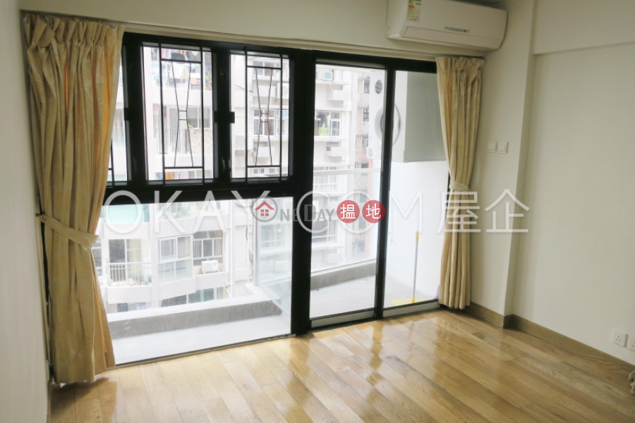 Elegant 2 bedroom with balcony & parking | For Sale | Flora Garden 富麗園 Sales Listings