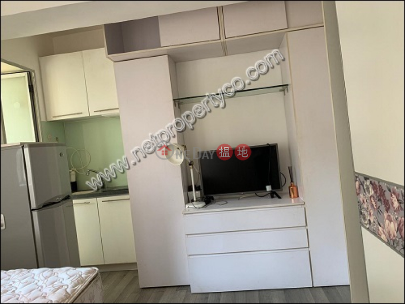Furnished Studio for rent in Wan Chai, Kwong Tak Building 廣德大樓 Rental Listings | Wan Chai District (A041724)