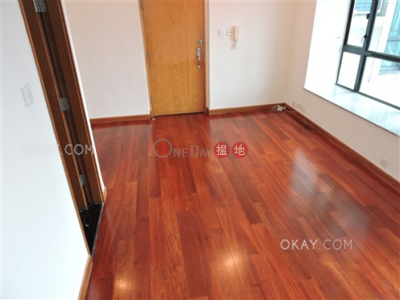 HK$ 26,800/ month Caine Tower Central District, Lovely 3 bedroom on high floor with harbour views | Rental