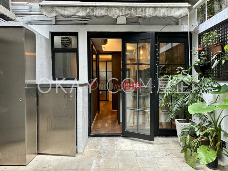 Charming 1 bedroom in Mid-levels West | For Sale | 21 Shelley Street, Shelley Court 些利閣 Sales Listings