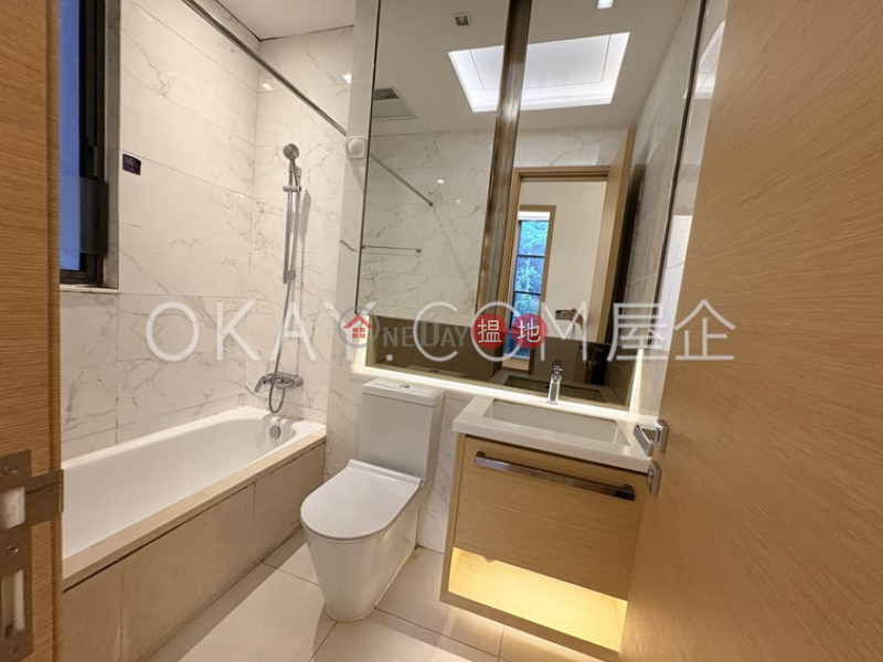 HK$ 13.8M, Mantin Heights | Kowloon City, Luxurious 3 bedroom with terrace | For Sale