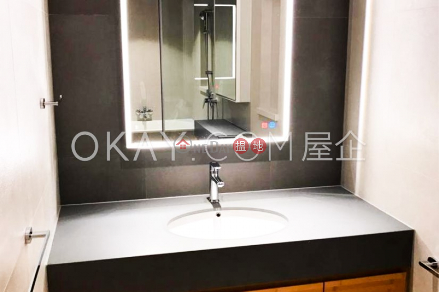 Stylish studio with harbour views & balcony | Rental | Hoi Deen Court 海殿大廈 Rental Listings