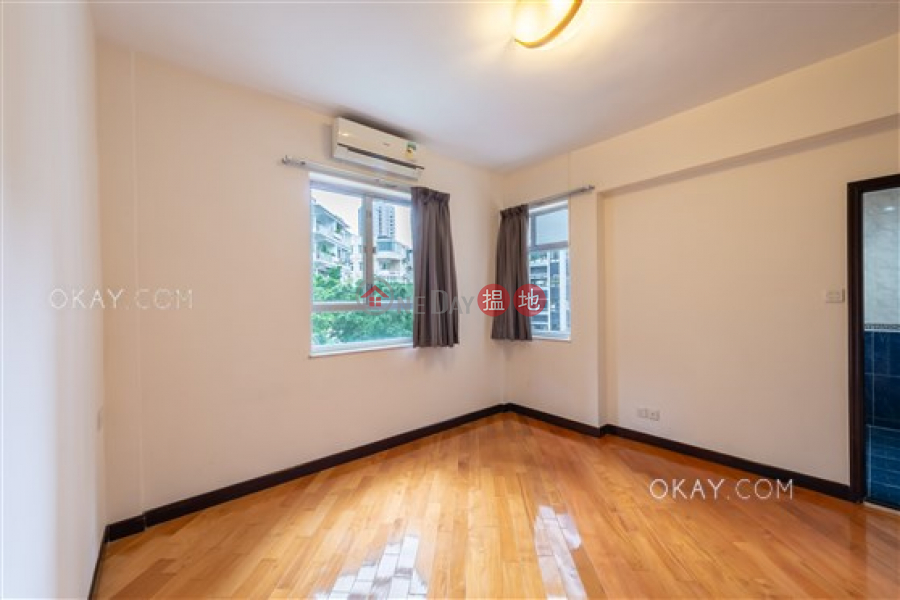 Unique 3 bedroom with balcony & parking | Rental | 98-100 MacDonnell Road | Central District Hong Kong Rental HK$ 65,000/ month