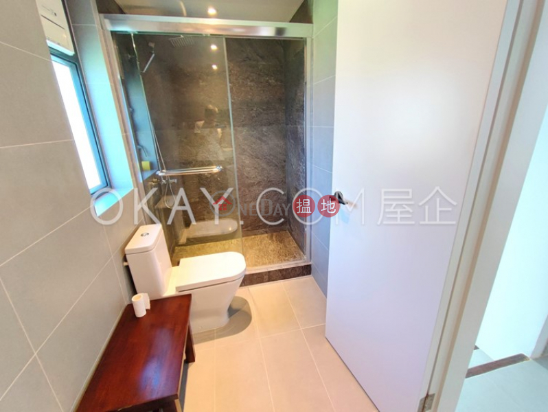 HK$ 13.88M | She Shan Tsuen | Tai Po District Stylish house with rooftop & balcony | For Sale