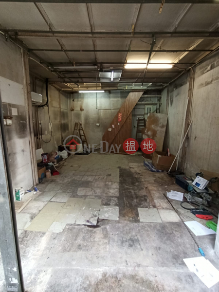 Sai Ying Pun Shop for lease, With key. welcome for appointment for visit. 128 Second Street | Western District Hong Kong | Rental HK$ 20,000/ month