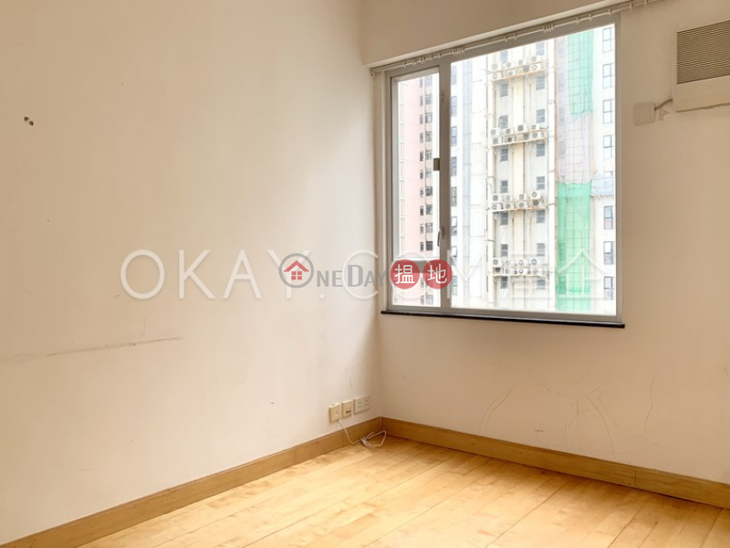 HK$ 25,000/ month | Portfield Building Wan Chai District Luxurious 2 bedroom on high floor with balcony | Rental