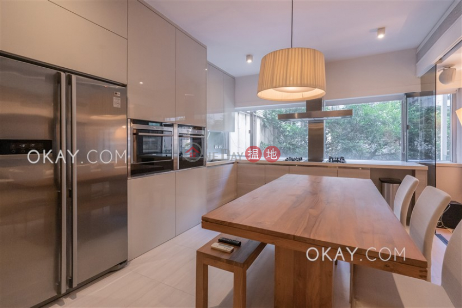 HK$ 59,000/ month | Emerald Court | Western District | Stylish 2 bedroom with balcony | Rental