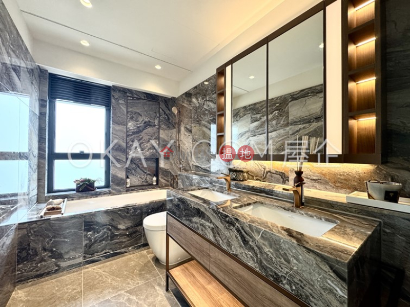 Unique 3 bedroom on high floor with balcony | For Sale | Victoria Garden Block 1 域多利花園1座 Sales Listings