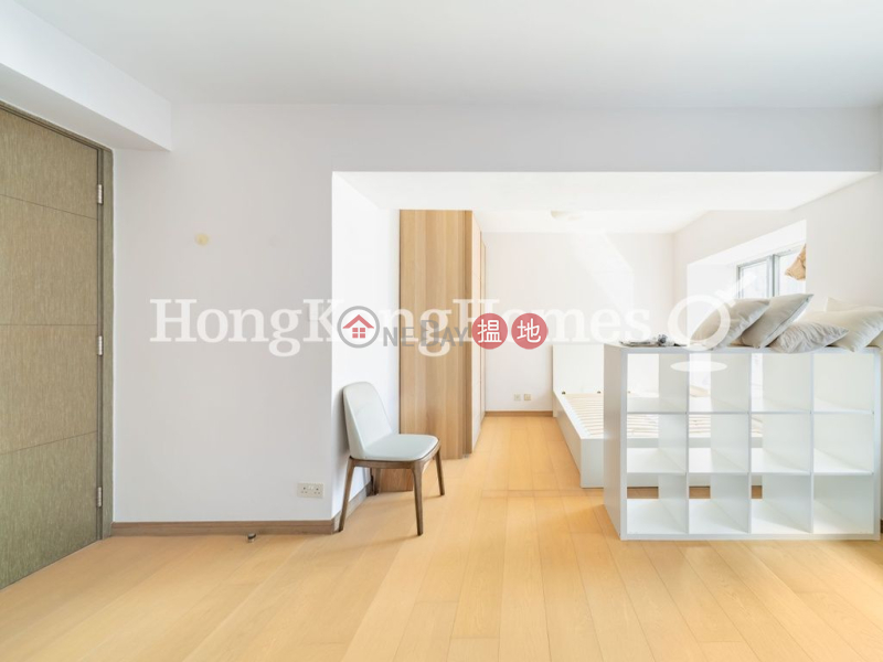 HK$ 23,000/ month Centre Point, Central District, Studio Unit for Rent at Centre Point