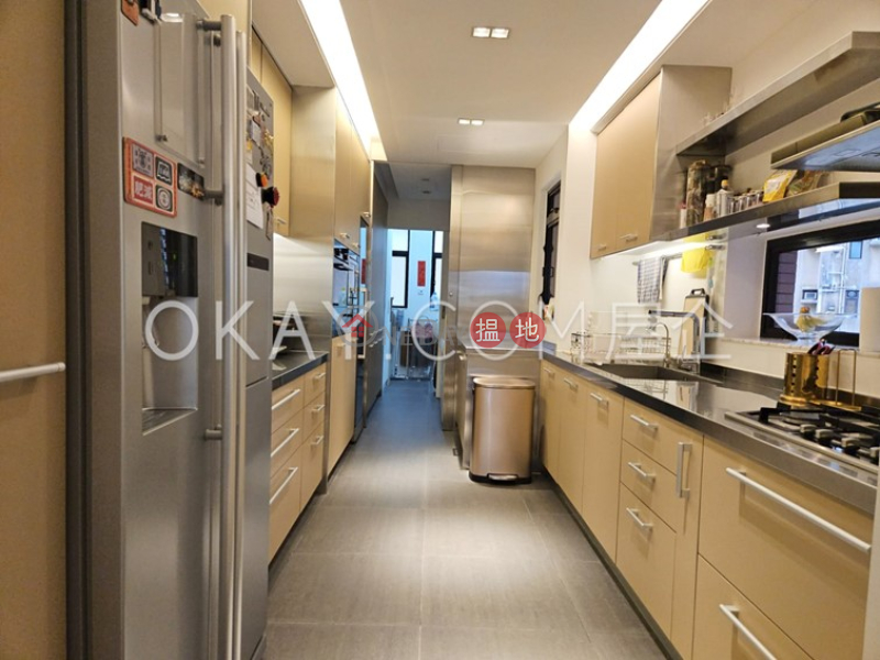 Property Search Hong Kong | OneDay | Residential | Sales Listings, Exquisite 3 bedroom with balcony & parking | For Sale