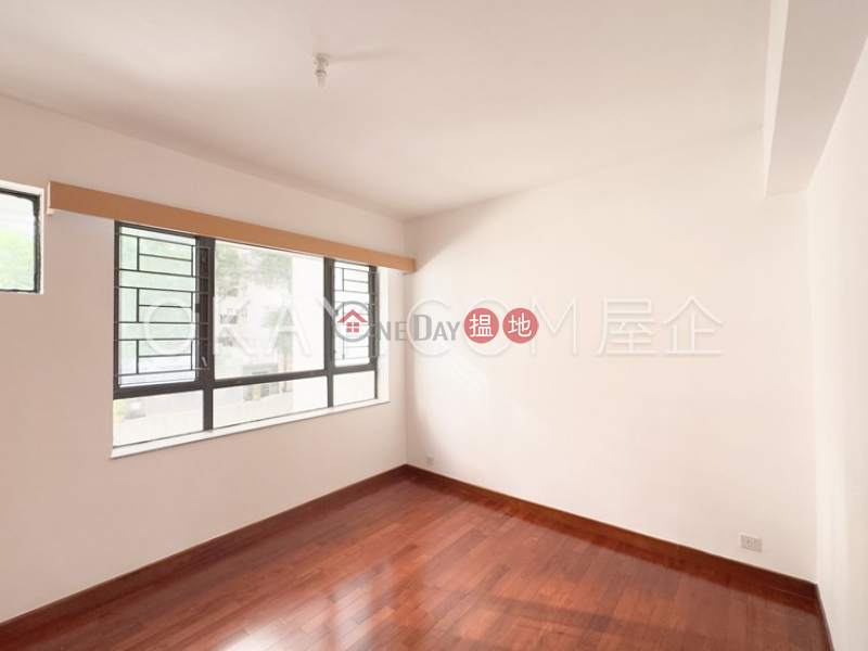 Lovely 3 bedroom with balcony & parking | Rental | The Crescent Block B 仁禮花園 B座 Rental Listings
