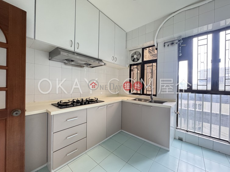 Efficient 3 bed on high floor with balcony & parking | Rental | Greenville Gardens 嘉苑 Rental Listings