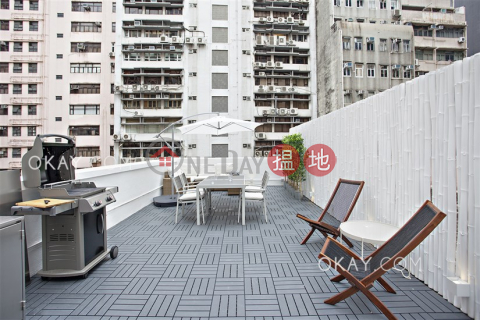 Gorgeous 1 bedroom on high floor with rooftop | For Sale | Wing Lok Mansion 永樂大廈 _0