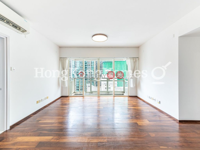 3 Bedroom Family Unit for Rent at Centrestage | Centrestage 聚賢居 Rental Listings