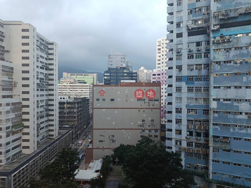 現代化甲級商業大廈 近地鐵站商場-83大連排道 | 葵青|香港|出租HK$ 19,000/ 月
