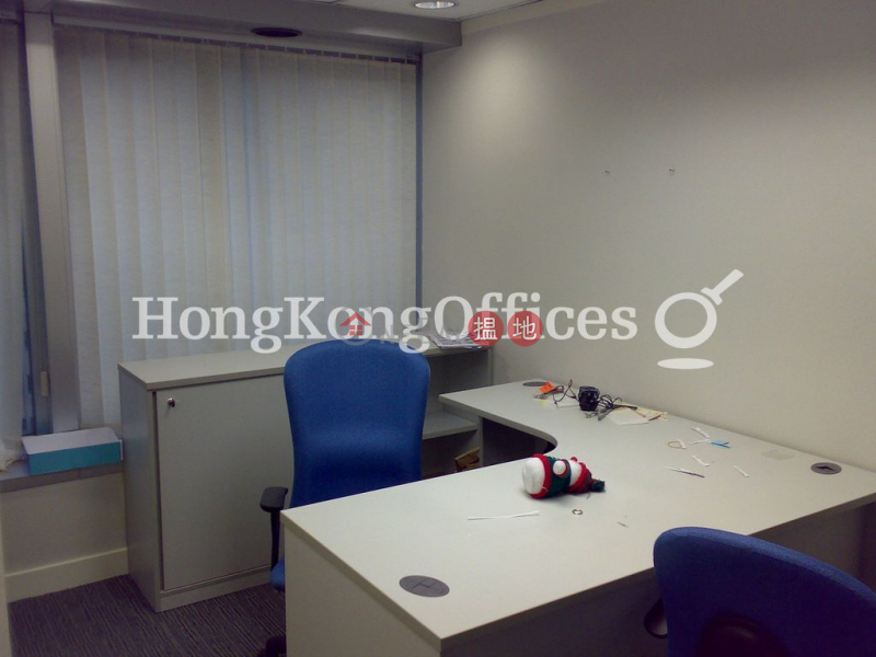 HK$ 86,800/ month Shun Tak Centre, Western District Office Unit for Rent at Shun Tak Centre