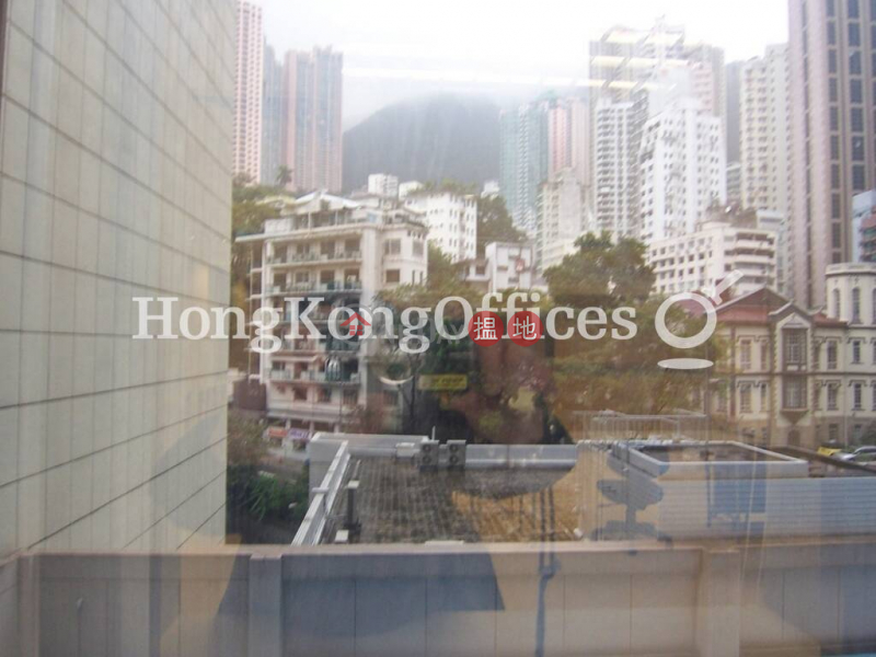 Office Unit for Rent at New World Tower, New World Tower 新世界大廈 Rental Listings | Central District (HKO-21472-ABHR)
