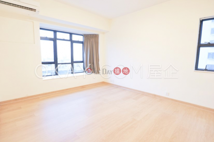 HK$ 64,000/ month Grand Garden | Southern District | Luxurious 3 bedroom with balcony & parking | Rental