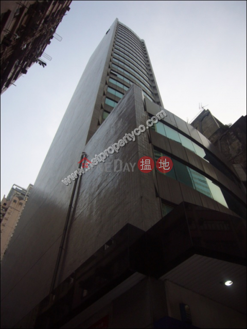 Whole Floor Office Space in Sai Ying Pun for Rent | 202 Centre 202商業中心 _0