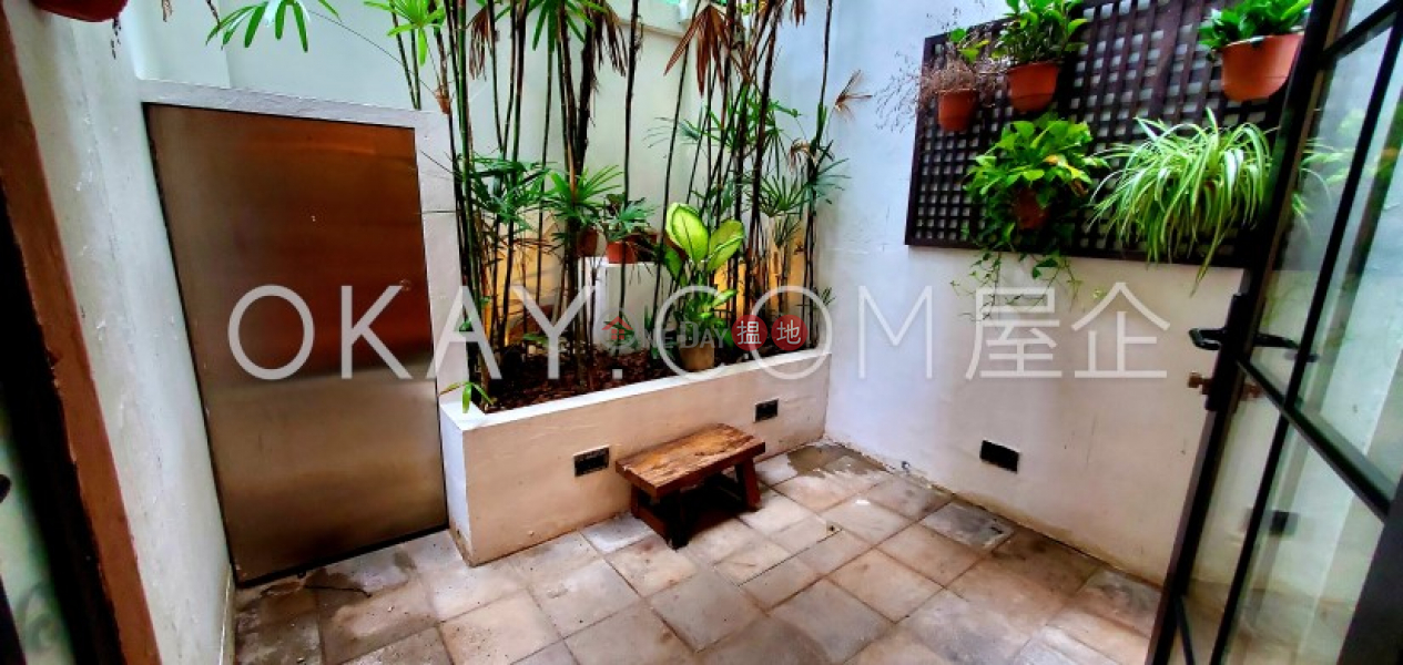 HK$ 31,000/ month 21 Shelley Street, Shelley Court Western District, Nicely kept 1 bedroom in Mid-levels West | Rental