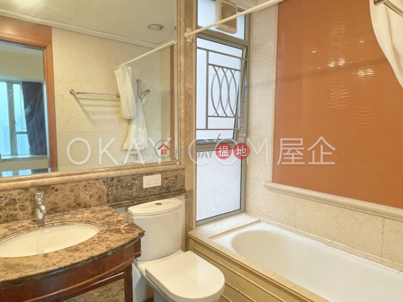 HK$ 42,000/ month, Parc Palais Block 5 & 7 Yau Tsim Mong, Charming 3 bedroom on high floor with balcony | Rental