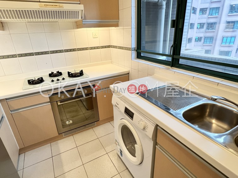 Property Search Hong Kong | OneDay | Residential | Rental Listings Elegant 2 bedroom on high floor with parking | Rental