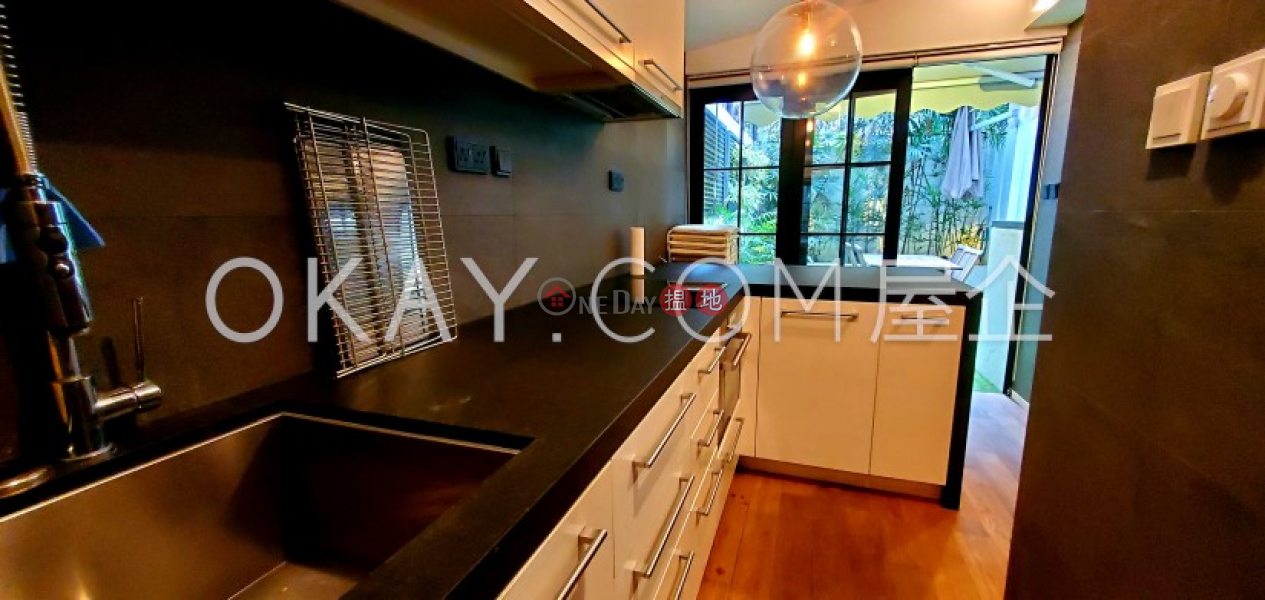 HK$ 31,000/ month 21 Shelley Street, Shelley Court Western District, Nicely kept 1 bedroom in Mid-levels West | Rental