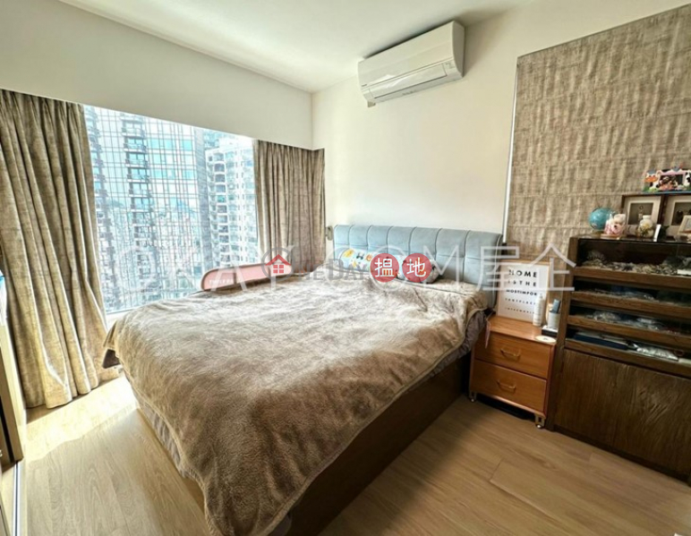 HK$ 16M | Jardine Summit | Wan Chai District | Gorgeous 2 bedroom on high floor with balcony | For Sale