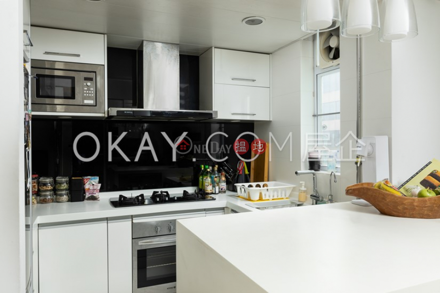 Unique 2 bedroom on high floor with rooftop | Rental | Wing Yu Building 永裕大廈 Rental Listings