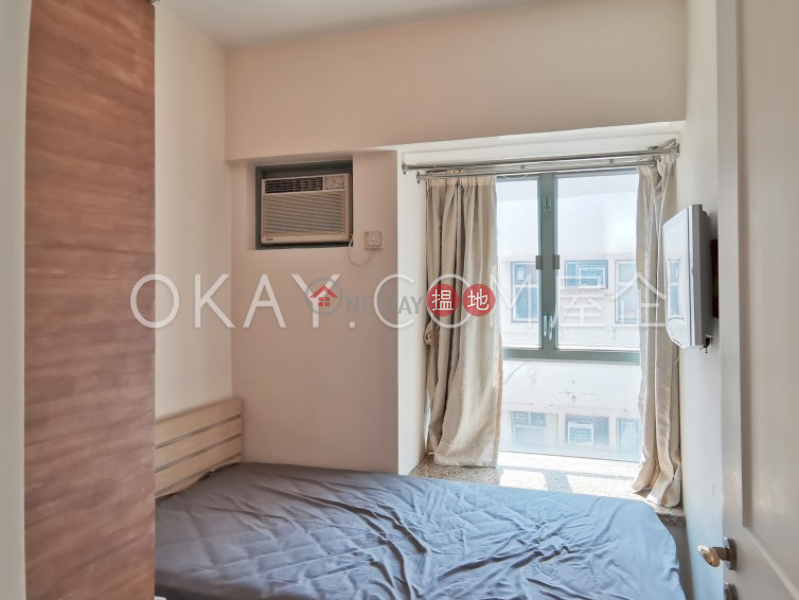 HK$ 12.38M Queen\'s Terrace, Western District | Gorgeous 2 bedroom in Sheung Wan | For Sale