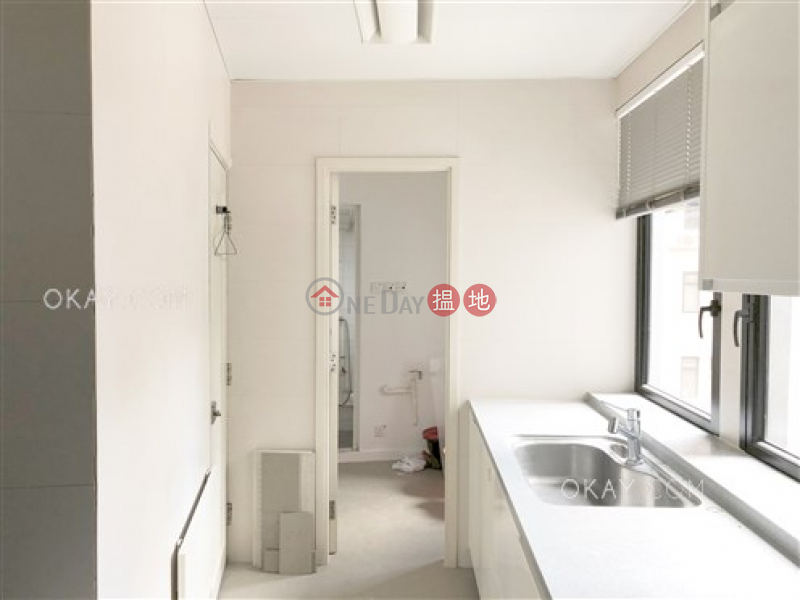 HK$ 69,000/ 月|瑞麒大廈|西區|3房2廁,實用率高,連車位,露台《瑞麒大廈出租單位》