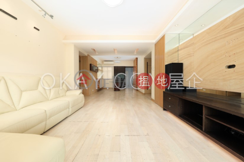Unique 3 bedroom in Tai Hang | For Sale, Swiss Towers 瑞士花園 | Wan Chai District (OKAY-S40552)_0