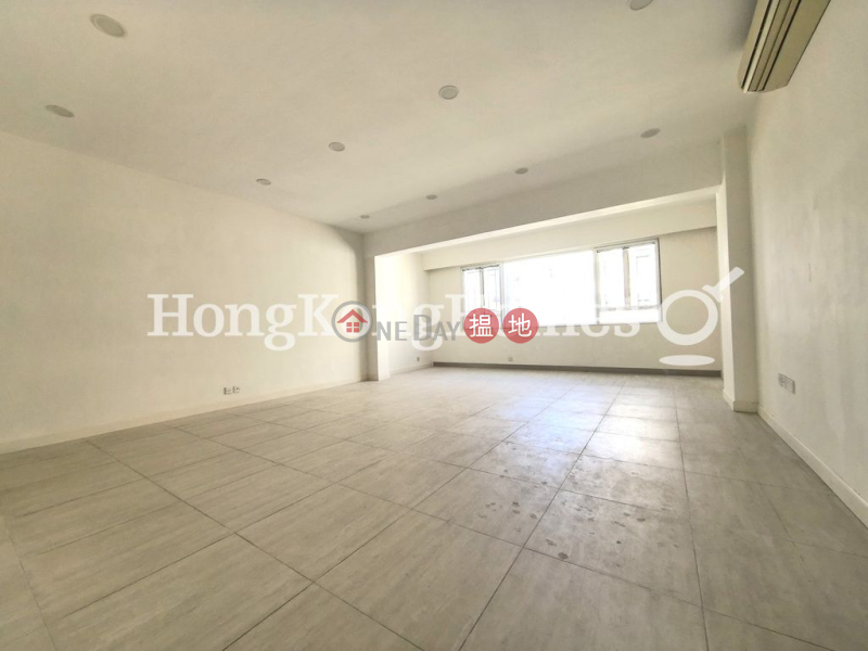3 Bedroom Family Unit for Rent at 34F-G Braga Circuit | 34F-G Braga Circuit 布力架街34F-G號 Rental Listings