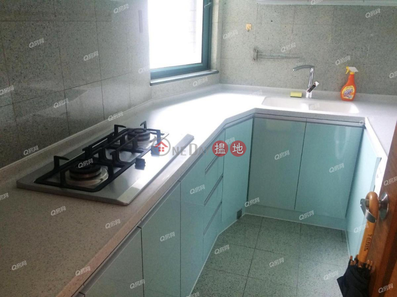 University Heights | 3 bedroom Low Floor Flat for Rent 23 Pokfield Road | Western District Hong Kong Rental, HK$ 42,000/ month