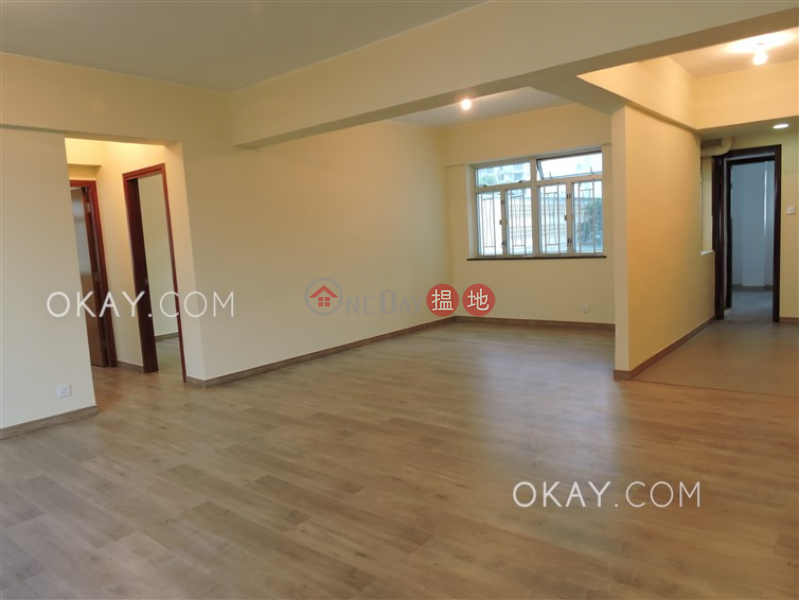 HK$ 42,000/ month Kan Oke House, Wan Chai District Elegant 2 bedroom with balcony | Rental