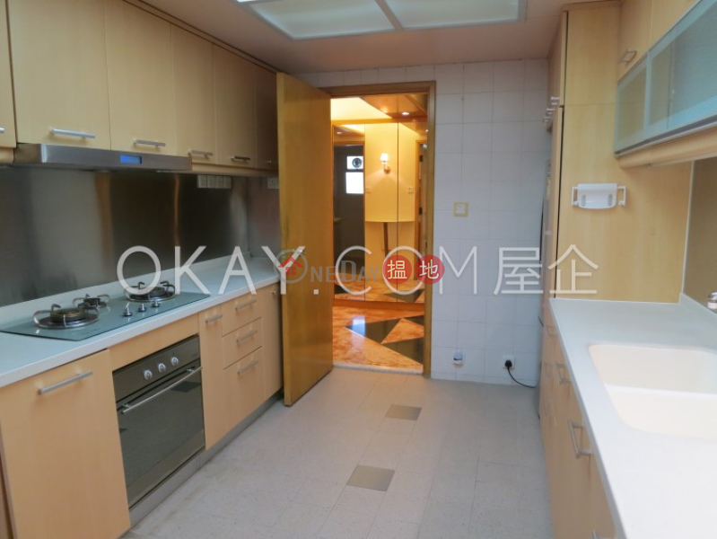 4房2廁,實用率高,連車位,露台豪園出售單位|豪園(Fontana Gardens)出售樓盤 (OKAY-S5230)