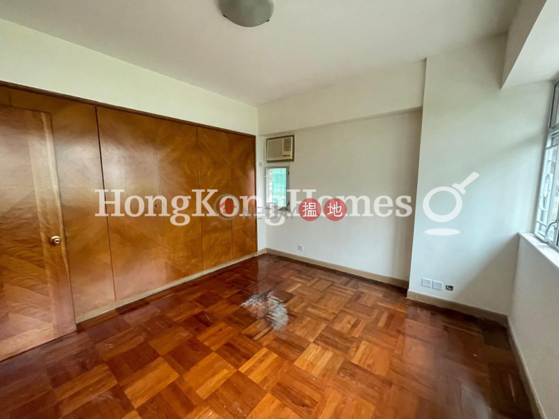 3 Bedroom Family Unit at GALLANT COURT | For Sale | 240-246 Prince Edward Road West | Yau Tsim Mong, Hong Kong, Sales HK$ 14.8M