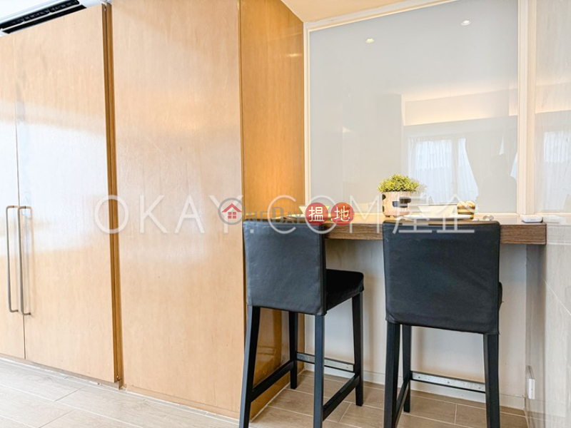 The Johnston Suites | Low | Residential Rental Listings HK$ 34,200/ month