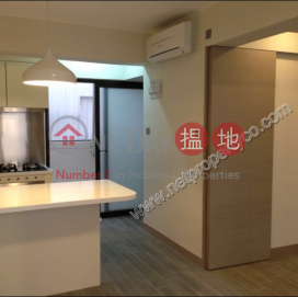 Newly decorated apartment for Rent, Shun Fai Building 順暉大廈 | Western District (A057934)_0