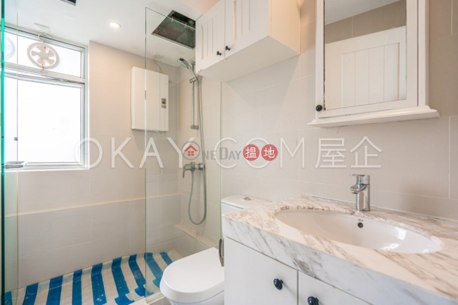 HK$ 34,000/ month | Cherry Crest Central District | Lovely 2 bedroom with balcony | Rental