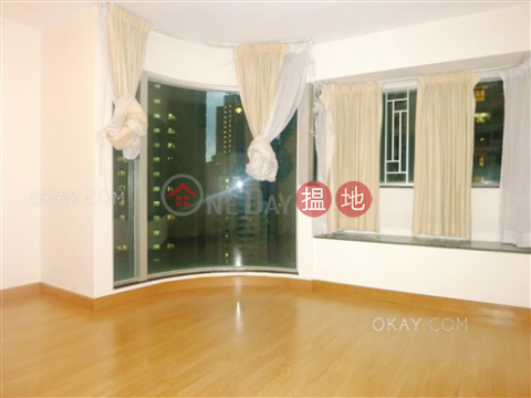 Popular 3 bedroom with balcony & parking | Rental|Grand Deco Tower(Grand Deco Tower)Rental Listings (OKAY-R1056)_0