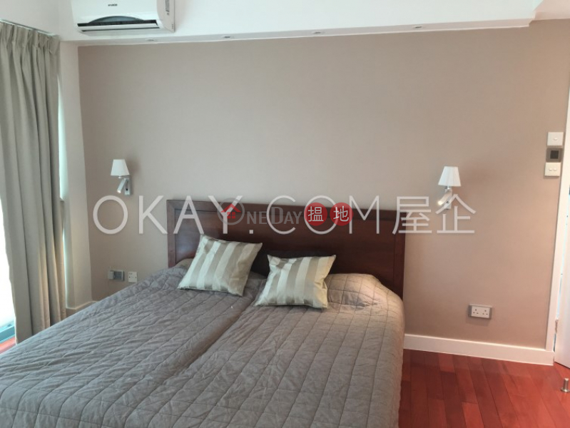 HK$ 28.3M Discovery Bay, Phase 8 La Costa, Block 20, Lantau Island Tasteful house with sea views & balcony | For Sale
