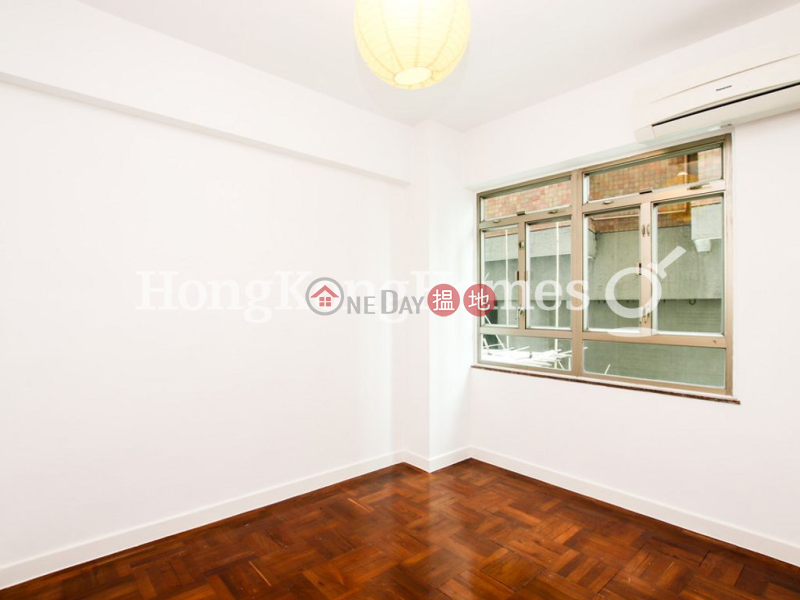 HK$ 39,000/ month Merry Court, Western District 3 Bedroom Family Unit for Rent at Merry Court
