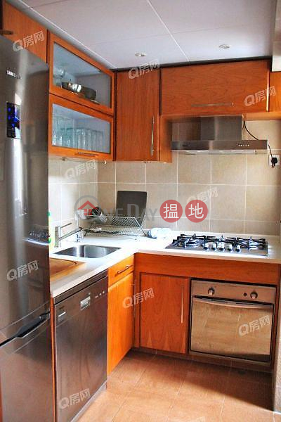 Property Search Hong Kong | OneDay | Residential Rental Listings Block 19-24 Baguio Villa | 2 bedroom Low Floor Flat for Rent